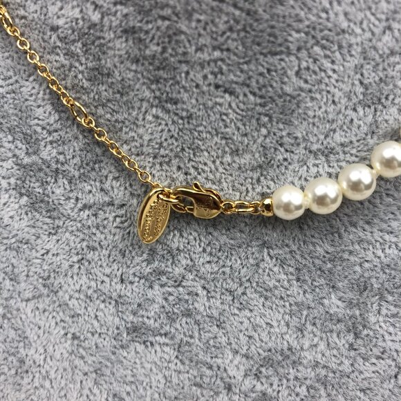 💎Vivienne Westwood Gold Safety Pin Pearl Necklace💎 - Picture 5 of 6